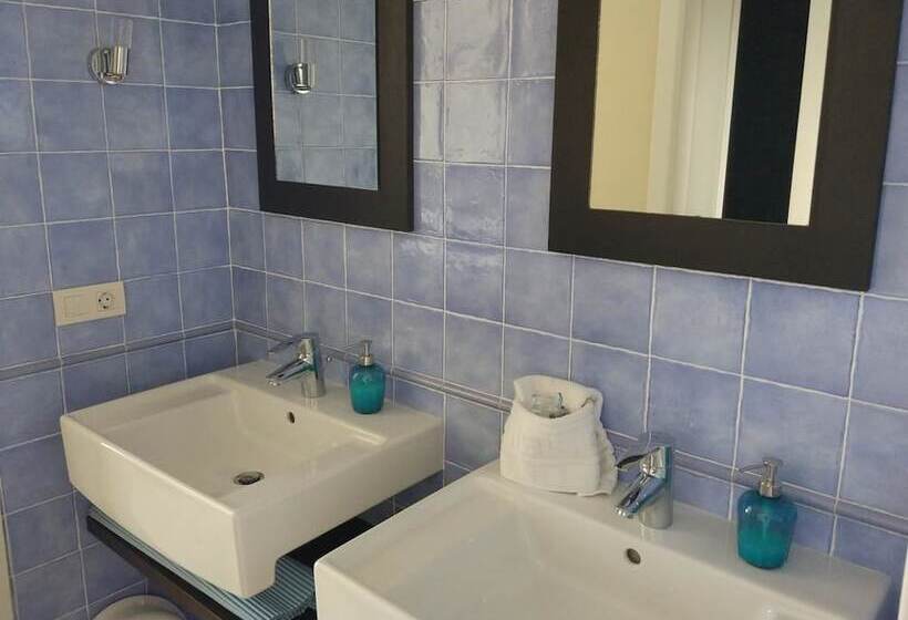 Playa Macenas   Near Playa Macenas