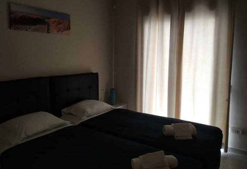 Playa Macenas   Near Playa Macenas