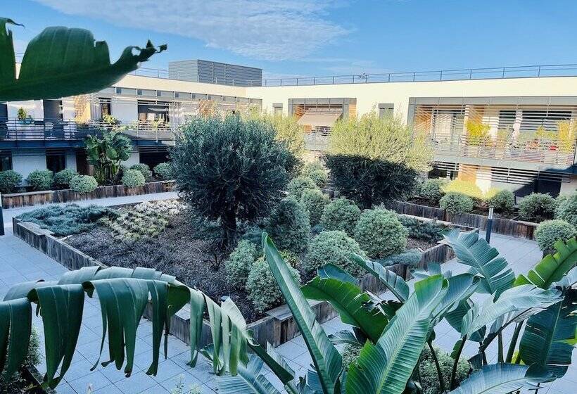 Les Patios De St Pierre