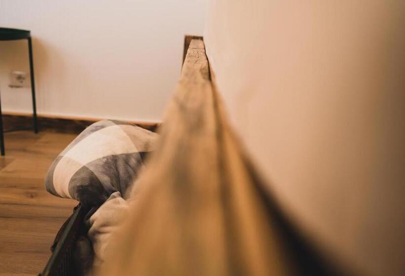 Albergo Diffuso Antagonisti