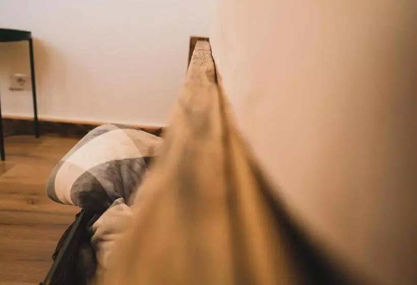 Albergo Diffuso Antagonisti