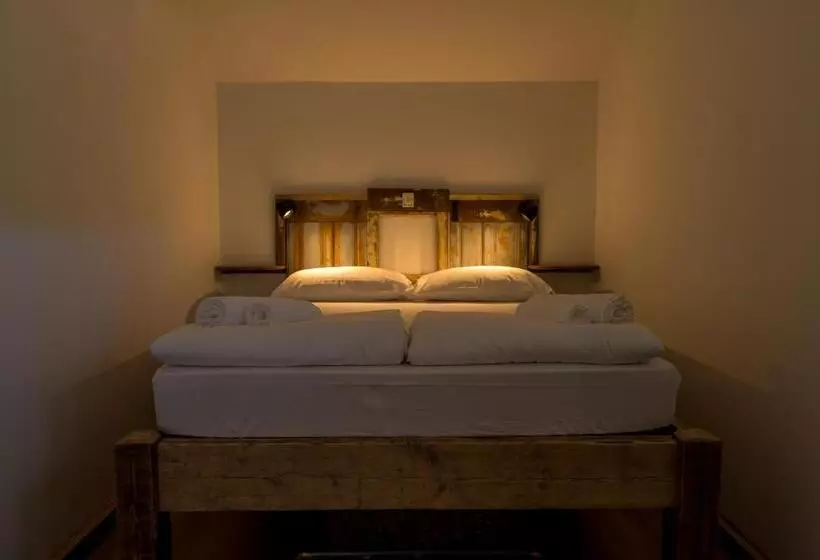 Albergo Diffuso Antagonisti