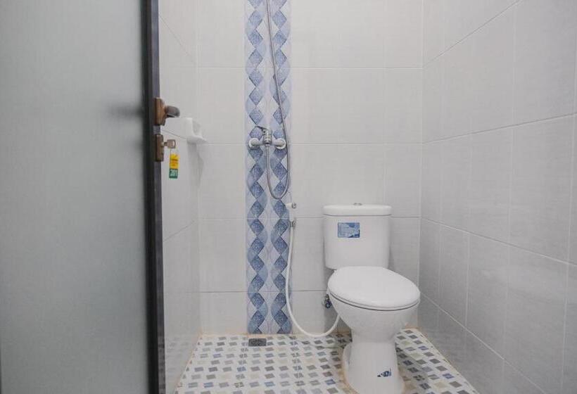 פנסיון Reddoorz Syariah Near Transmart Lampung