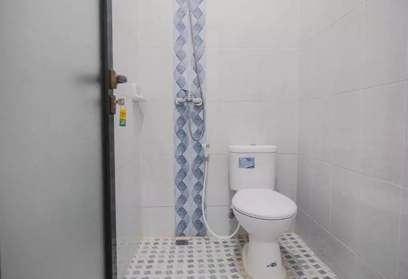 ペンション Reddoorz Syariah Near Transmart Lampung