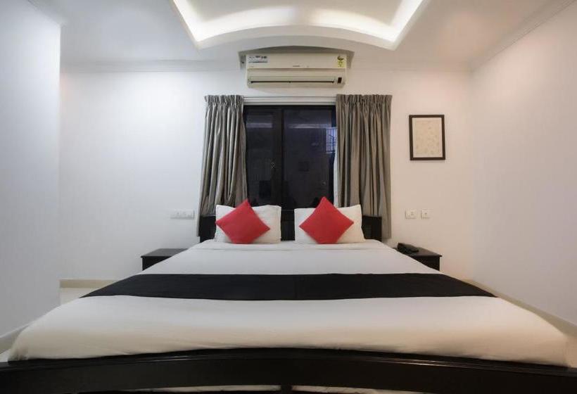 فندق Capital O 67373 Bhagayam Suites