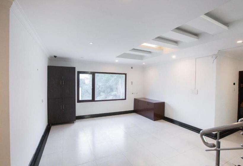 فندق Capital O 67373 Bhagayam Suites