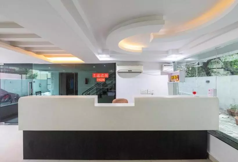 ホテル Capital O 67373 Bhagayam Suites