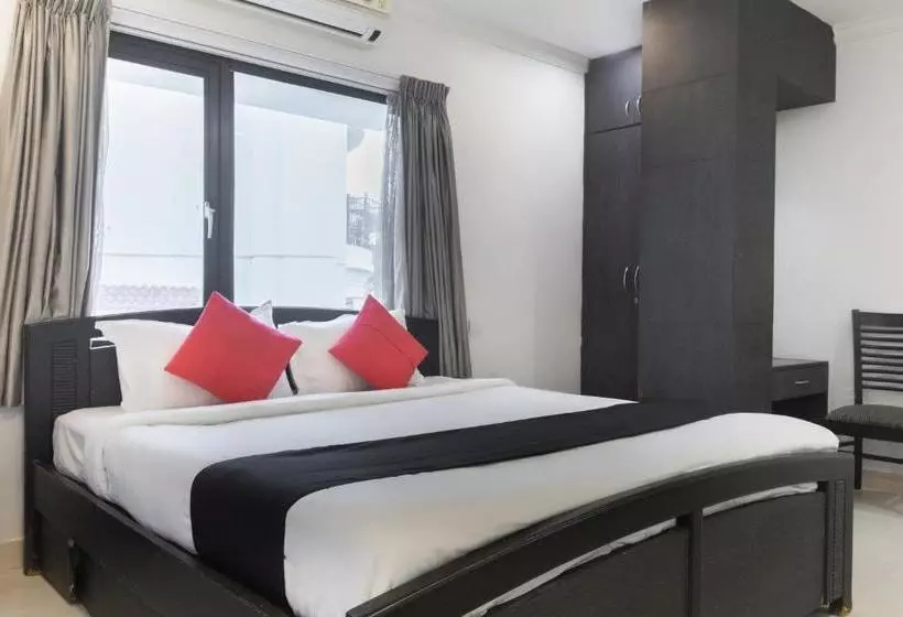 ホテル Capital O 67373 Bhagayam Suites