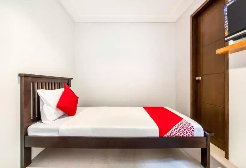 Hotelli Oyo 507 Terran Suites