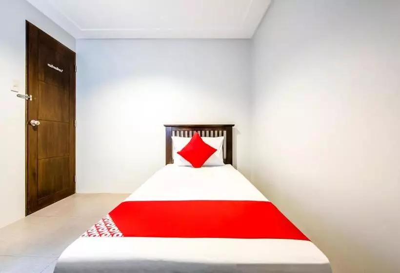 Hotelli Oyo 507 Terran Suites