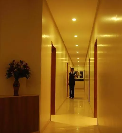 ホテル Rajtara