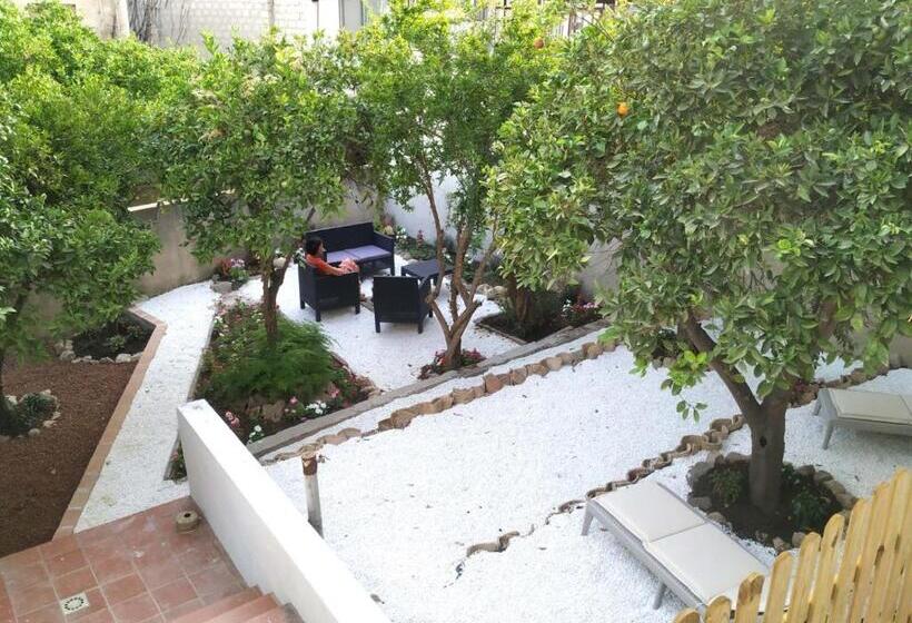 ペンション S'arenada