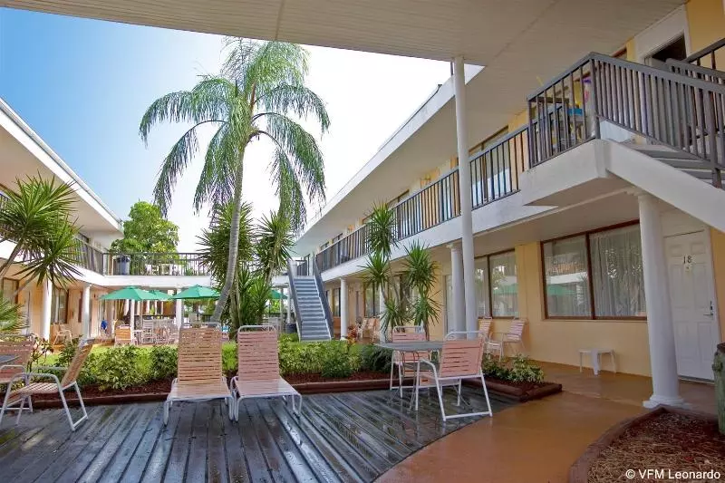 Отель Best Western Sea Castle Suites