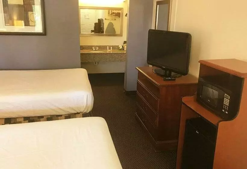 ホテル Days Inn & Suites By Wyndham Mobile