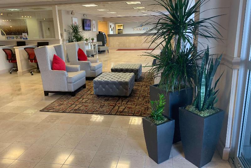 בית מלון כפרי Ramada By Wyndham Sarasota Waterfront