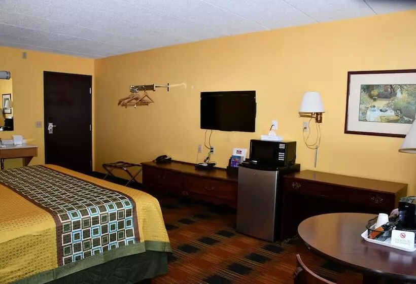 ホテル Regency Inn & Suites Faribault