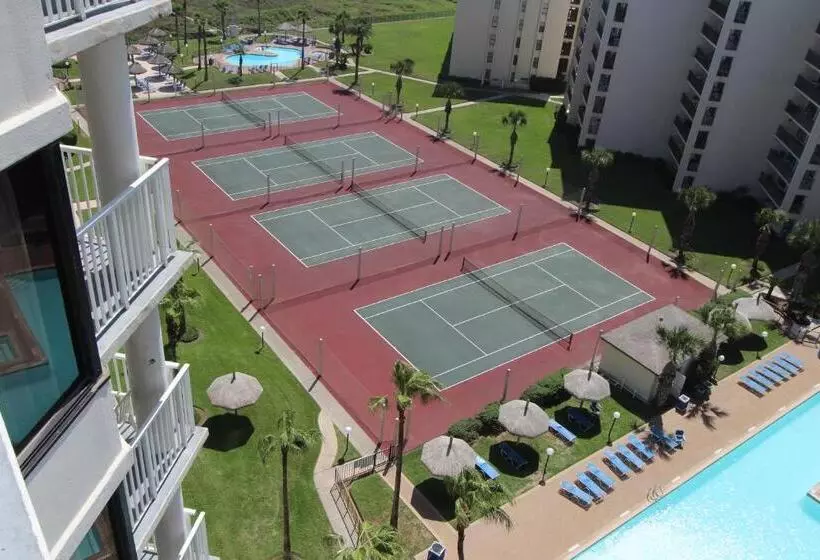Отель Royale Beach And Tennis Club