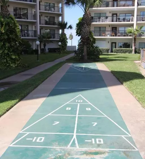 Отель Royale Beach And Tennis Club