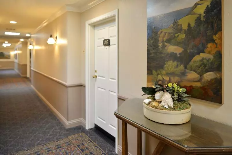 호텔 Sand Pebbles Inn