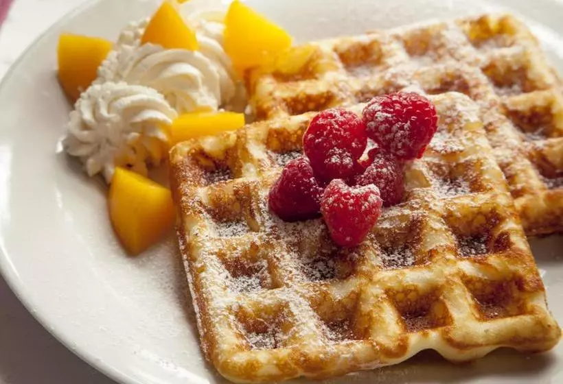 فندق Seven South Street Inn B & B