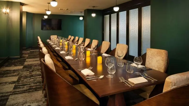 Отель Sheraton Gateway Los Angeles