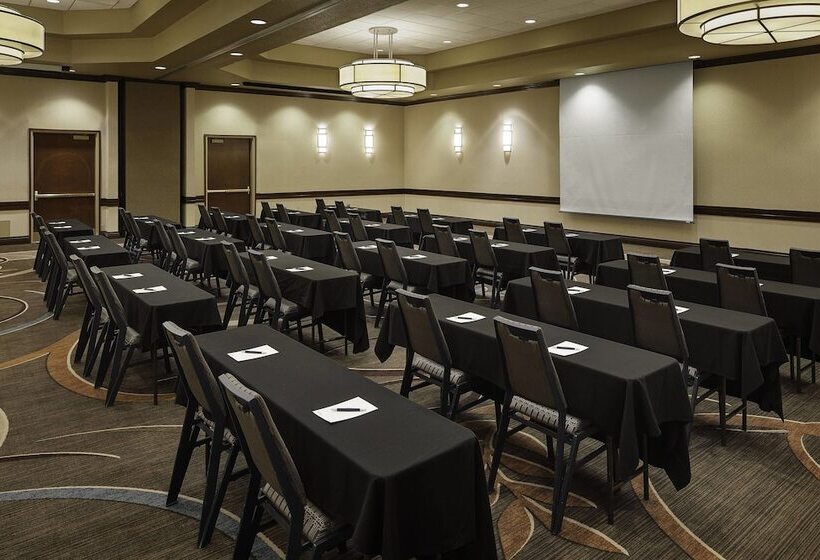 Sheraton Sioux Falls Hotel & Convention Center