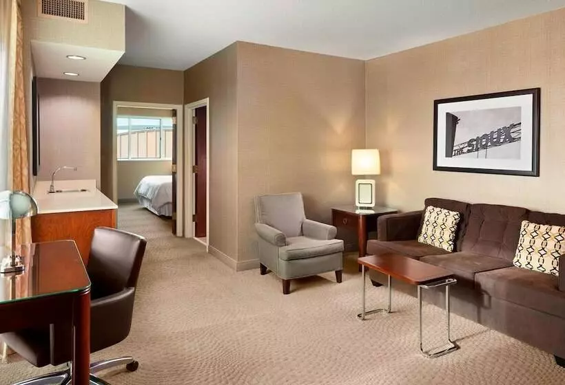Sheraton Sioux Falls Hotel & Convention Center