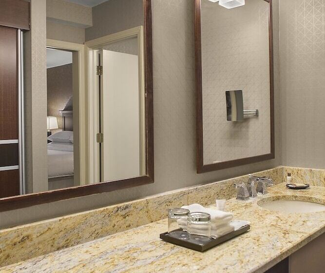 호텔 Sheraton Suites Akron Cuyahoga Falls