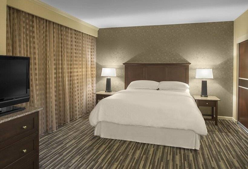 Отель Sheraton Suites Akron Cuyahoga Falls
