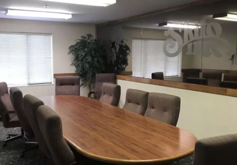 هتل Shilo Inn Suites Salem