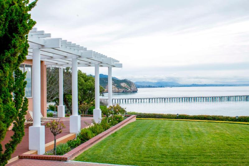 استراحتگاه San Luis Bay Inn