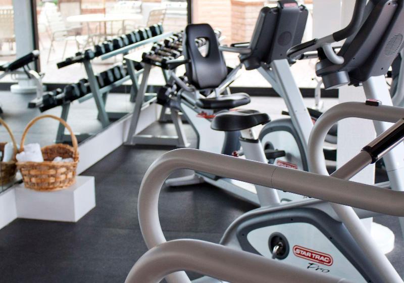 استراحتگاه San Luis Bay Inn