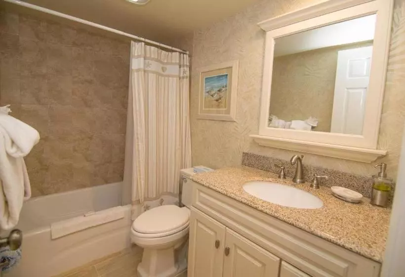 Shell Island Beach Club #7b