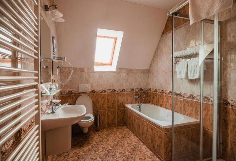 בית מלון כפרי Krajka