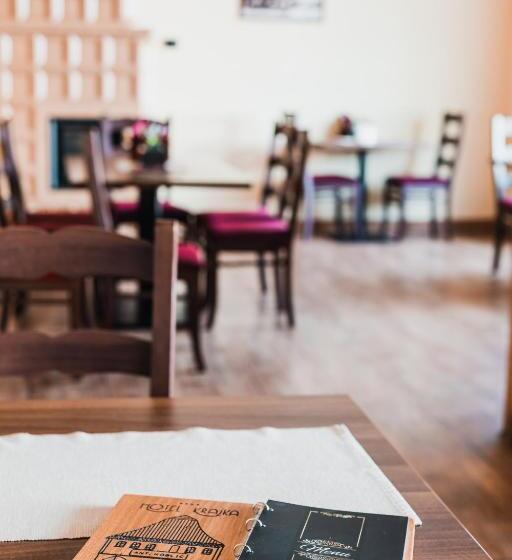 בית מלון כפרי Krajka