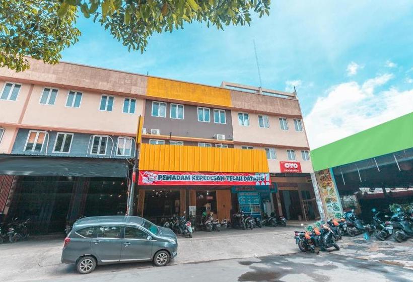 Hotel Oyo 1907 Pangrango Residence