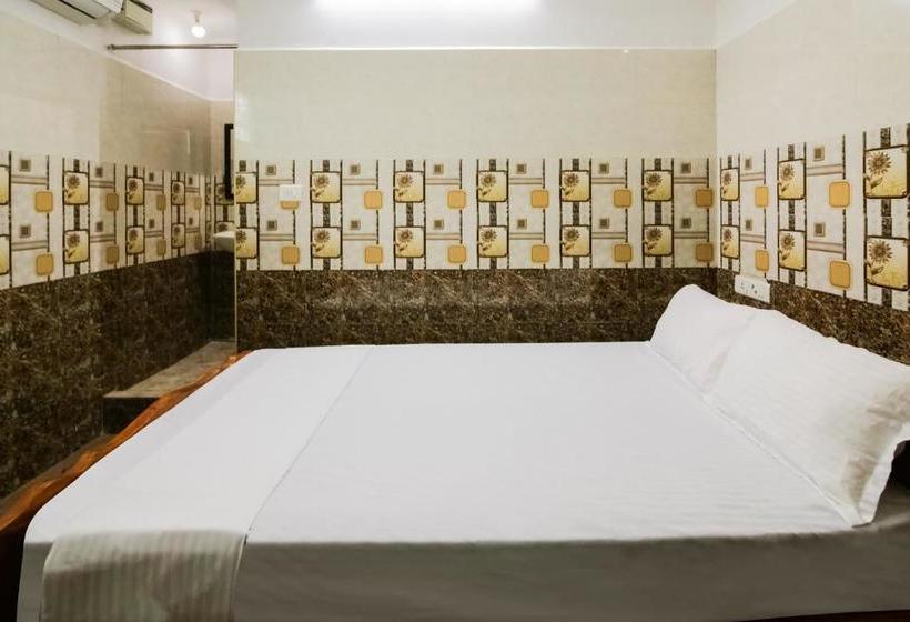 فندق Spot On 47779 Thirugnanasamandham Rooms
