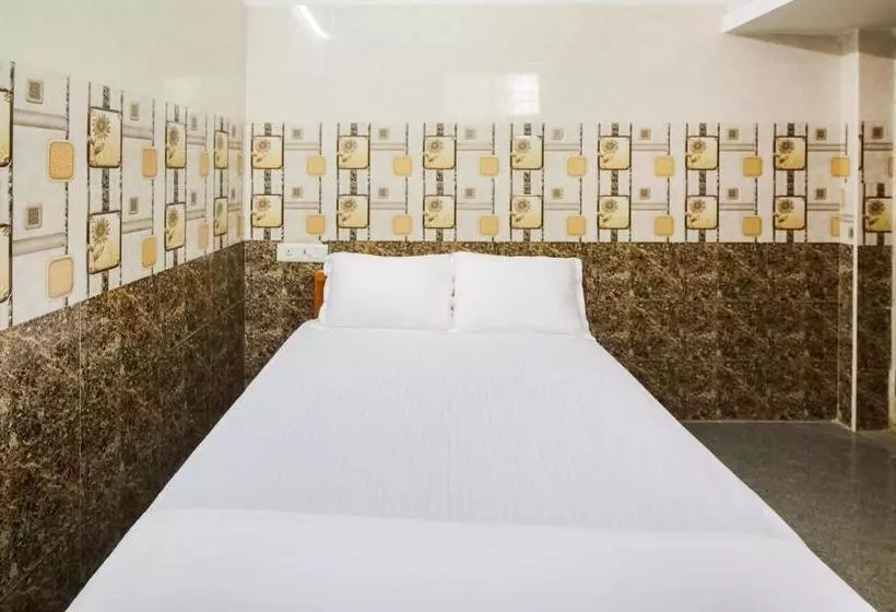 هتل Spot On 47779 Thirugnanasamandham Rooms