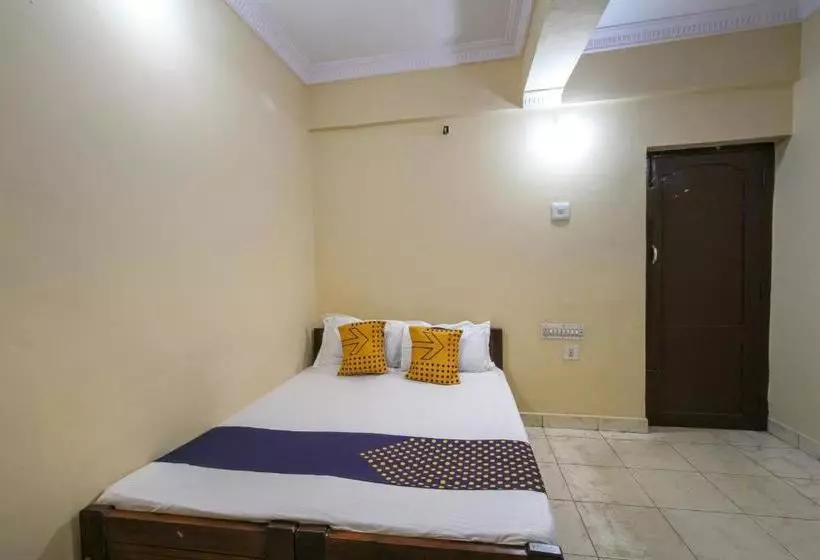 ホテル Spot On 65050 Bawa Lodge