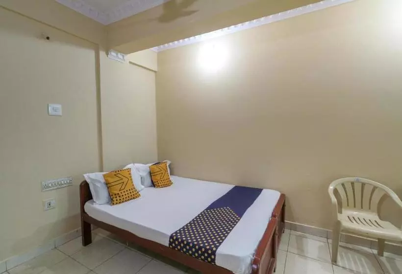 ホテル Spot On 65050 Bawa Lodge