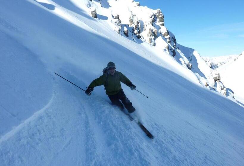 بنسيون Gite Le Flourou