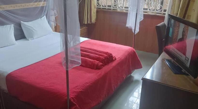 پانسیون Hibis Hotel Entebbe