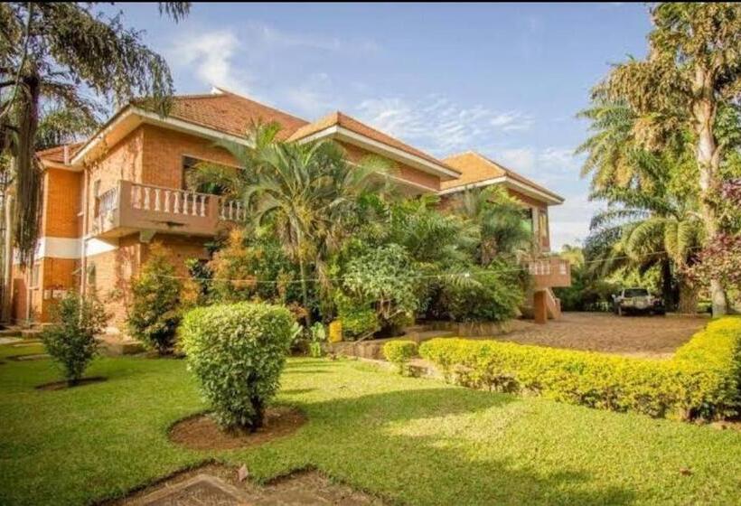 پانسیون Hibis Hotel Entebbe