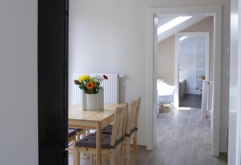 ペンション Ringelnatz & Lichtwer Ferienwohnung Wurzen