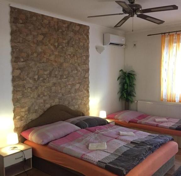 Пансион Studio Florida