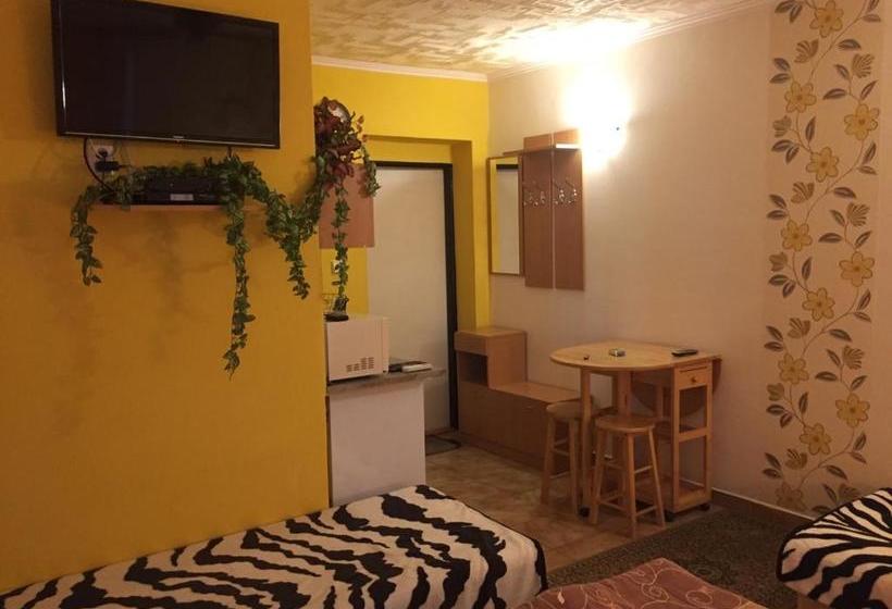 Пансион Studio Florida