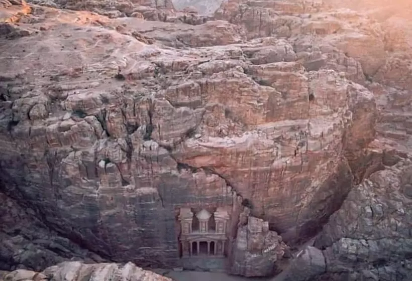 هتل Petra Corner