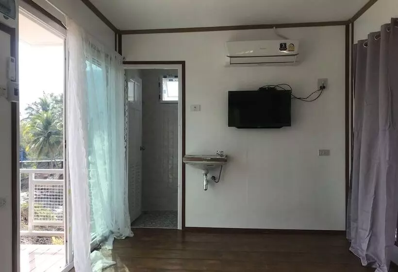 Baan Apa Erawan Resort