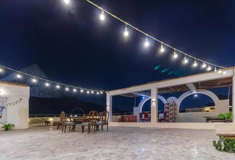 پانسیون The Grand Pyramids View