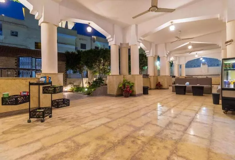 پانسیون The Grand Pyramids View